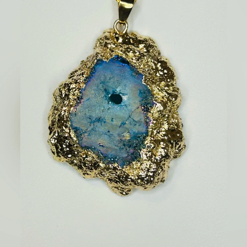 Blue Natural Agate Quarts Golden Necklace - Picture 4 of 5